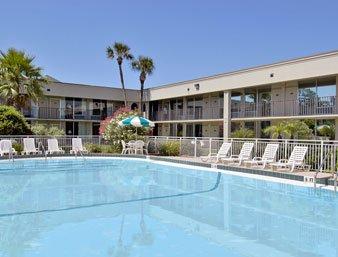 Готель Ramada Speedway Daytona Дейтона-Біч Екстер'єр фото